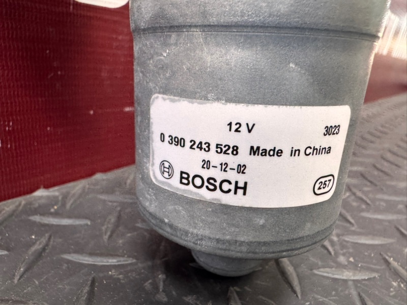 Мотор стеклоочистителя