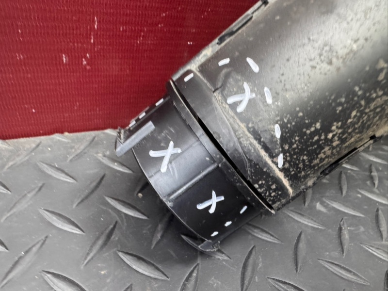 Патрубок воздушного фильтра