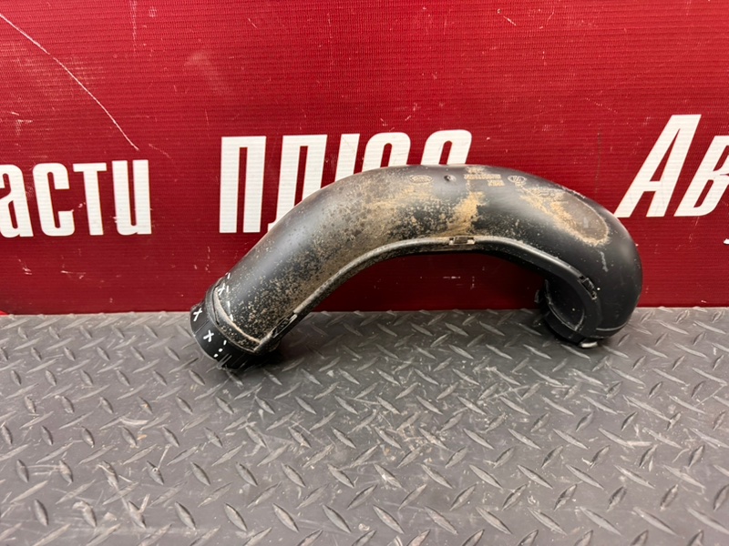 Патрубок воздушного фильтра