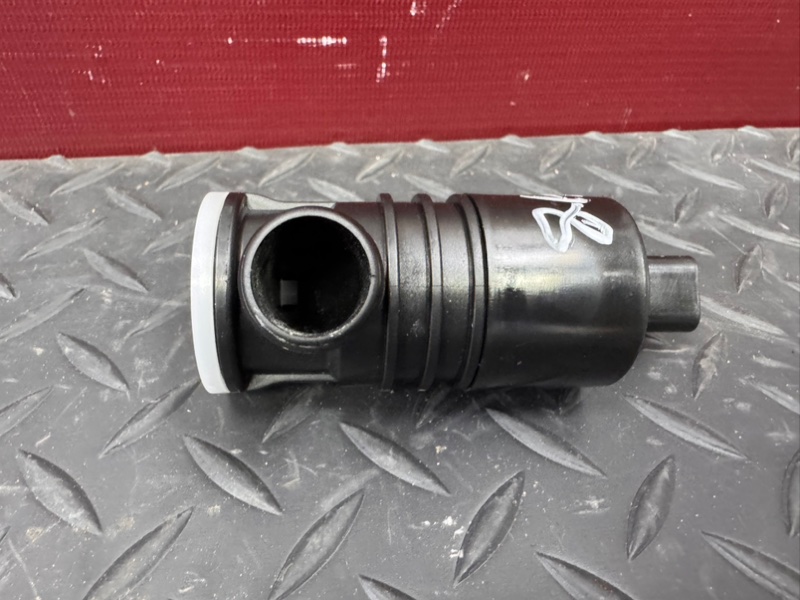 Моторчик бачка омывателя