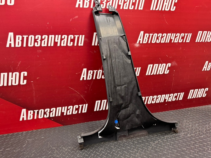 Обшивка средней стойки