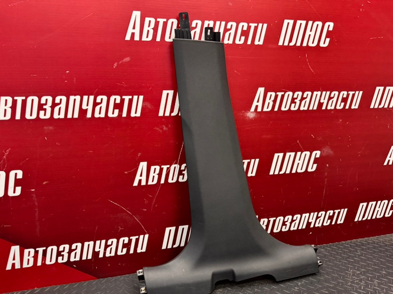 Обшивка средней стойки