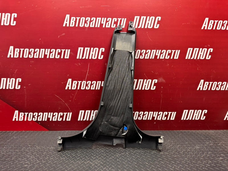 Обшивка средней стойки