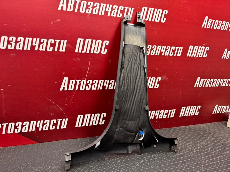 Обшивка средней стойки