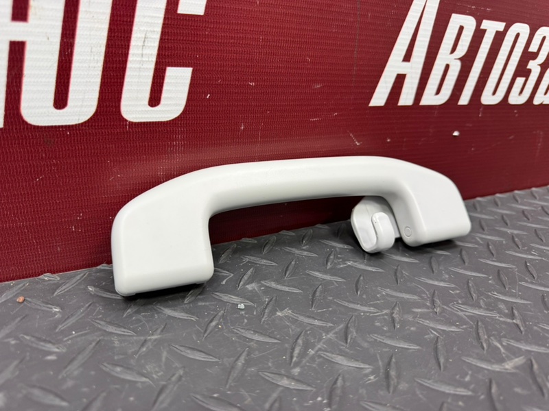 Ручка потолка