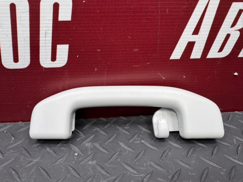 Ручка потолка