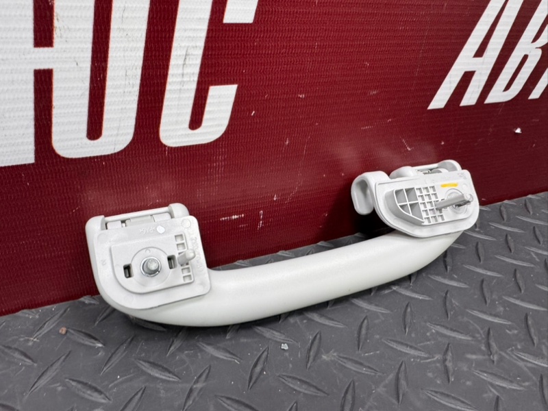 Ручка потолка