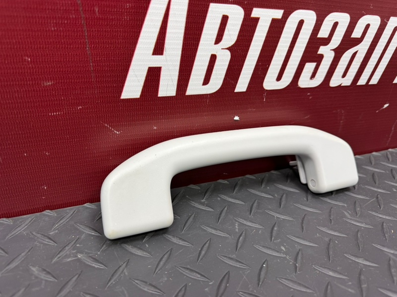 Ручка потолка