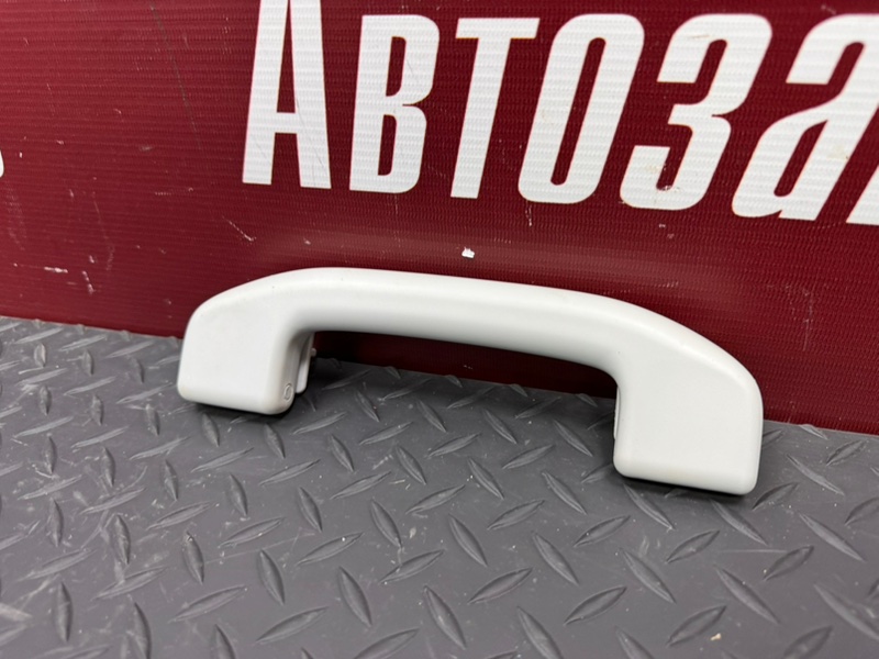 Ручка потолка