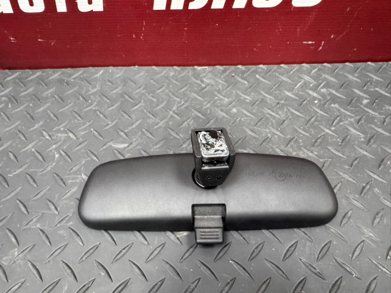 Зеркало салонное