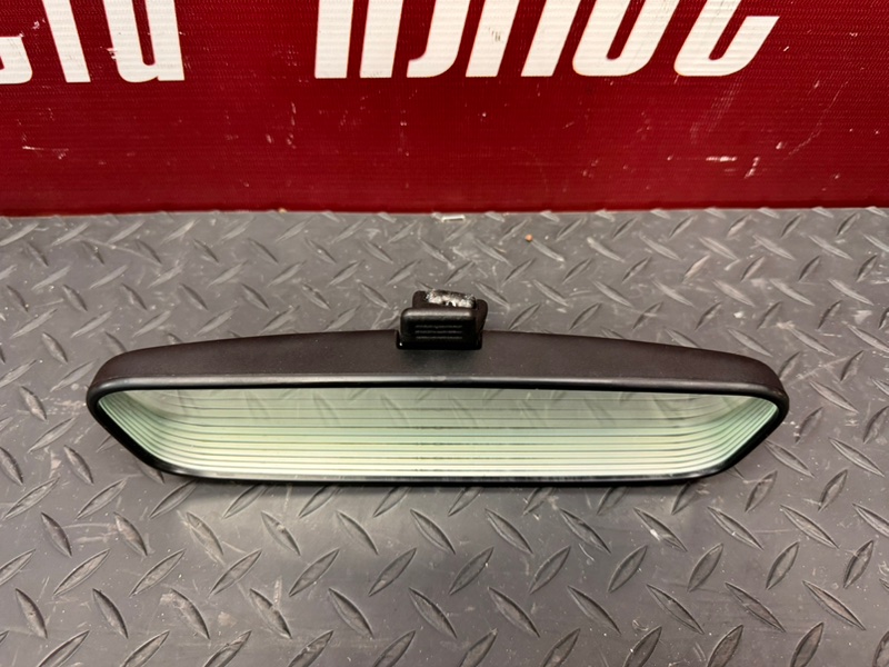 Зеркало салонное