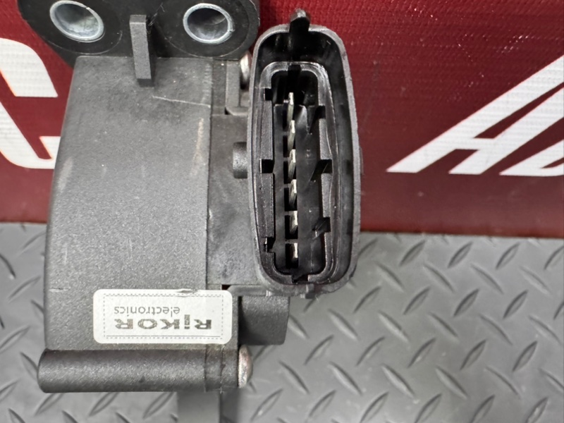 Педаль газа