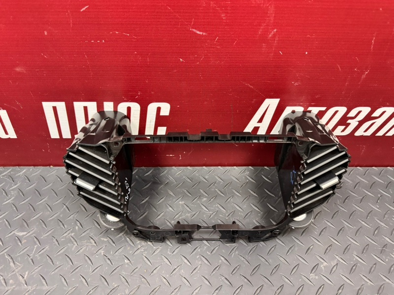 Воздушный дефлектор салона