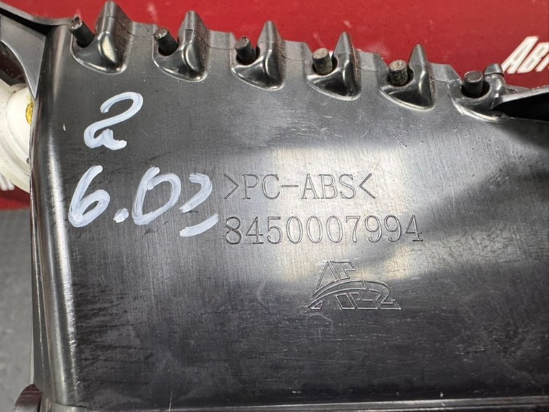 Воздушный дефлектор салона