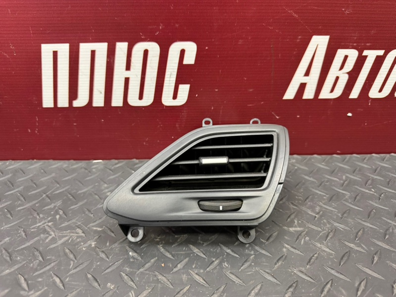 Воздушный дефлектор салона