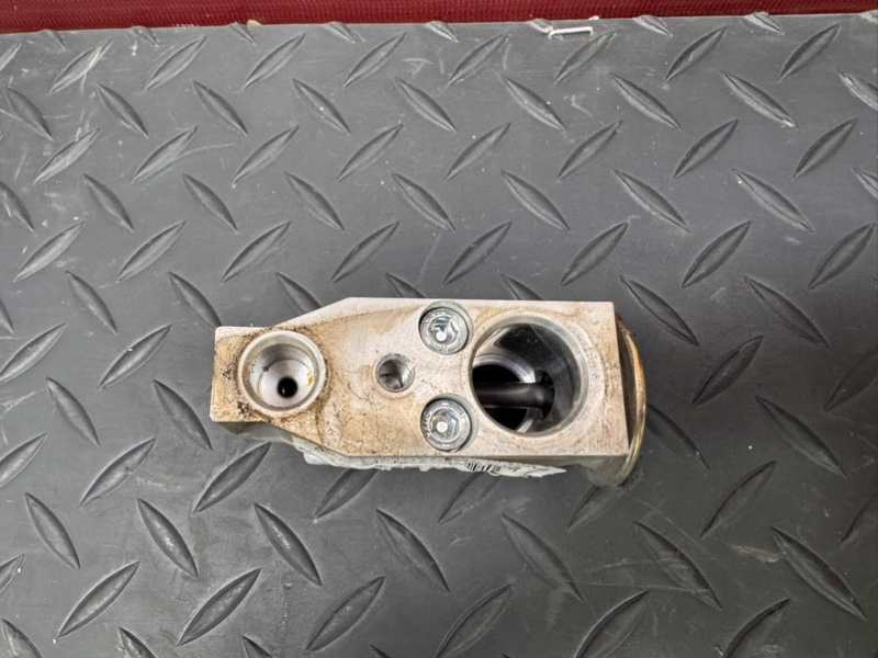 Клапан кондиционера