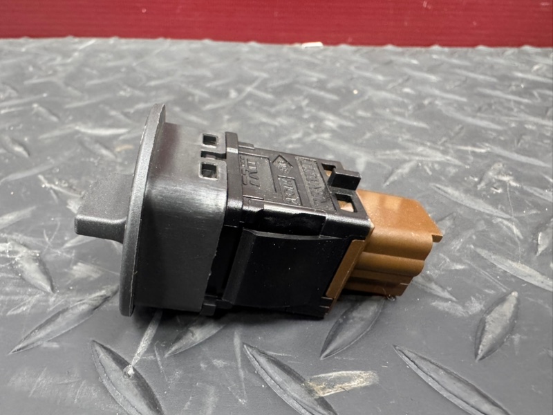 Выключатель подушки безопасности