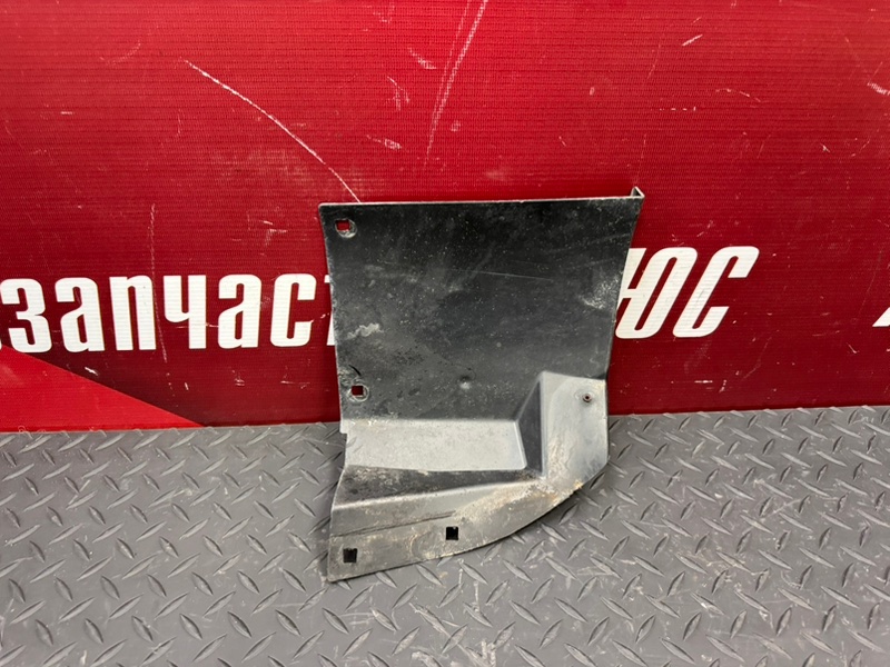 Щиток     крыла