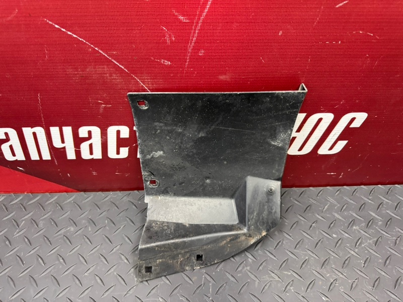 Щиток     крыла