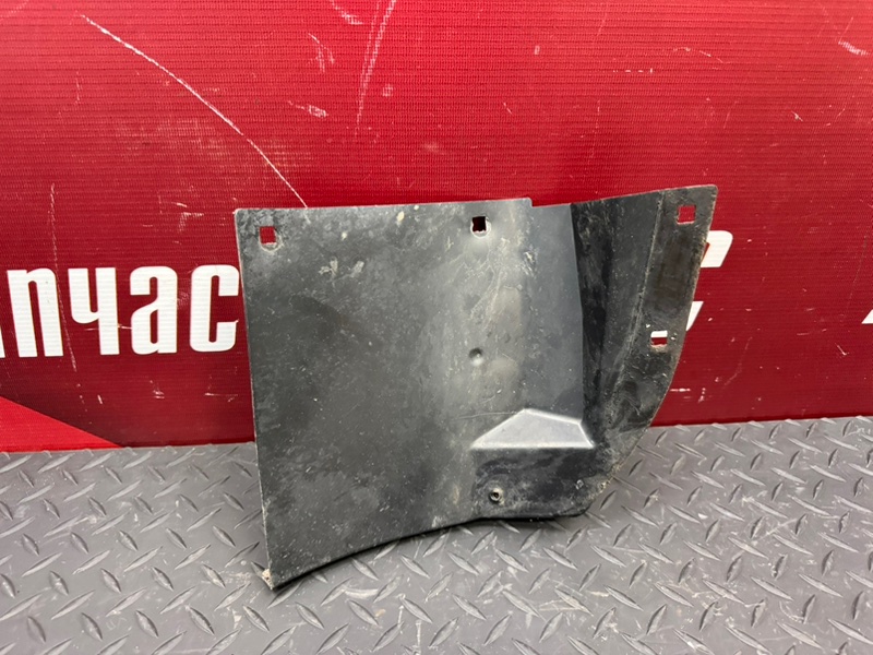 Щиток     крыла