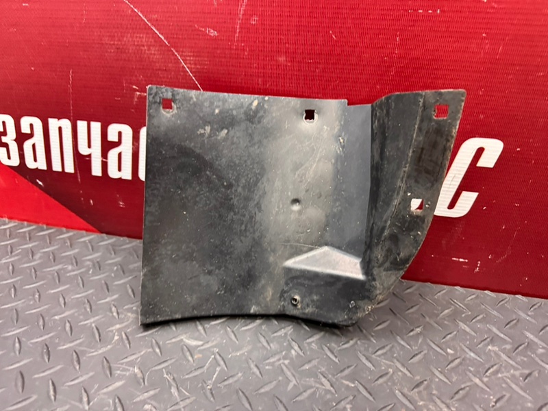 Щиток     крыла