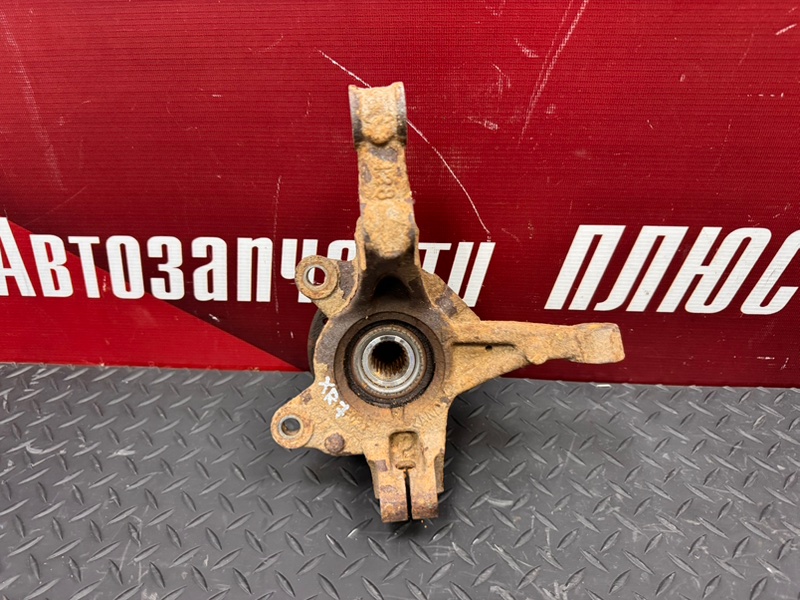 Кулак поворотный