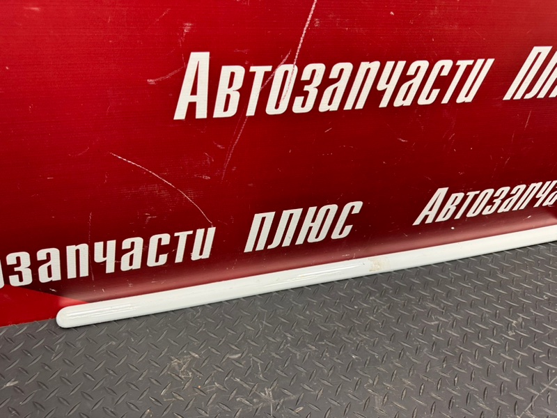 Молдинг     двери