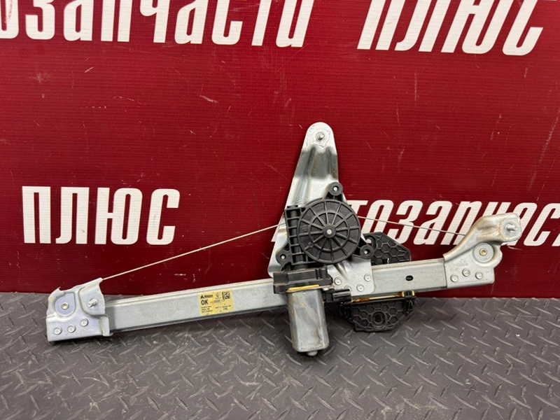 Стеклоподъемник    двери