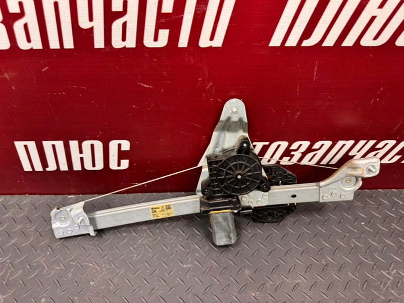 Стеклоподъемник    двери