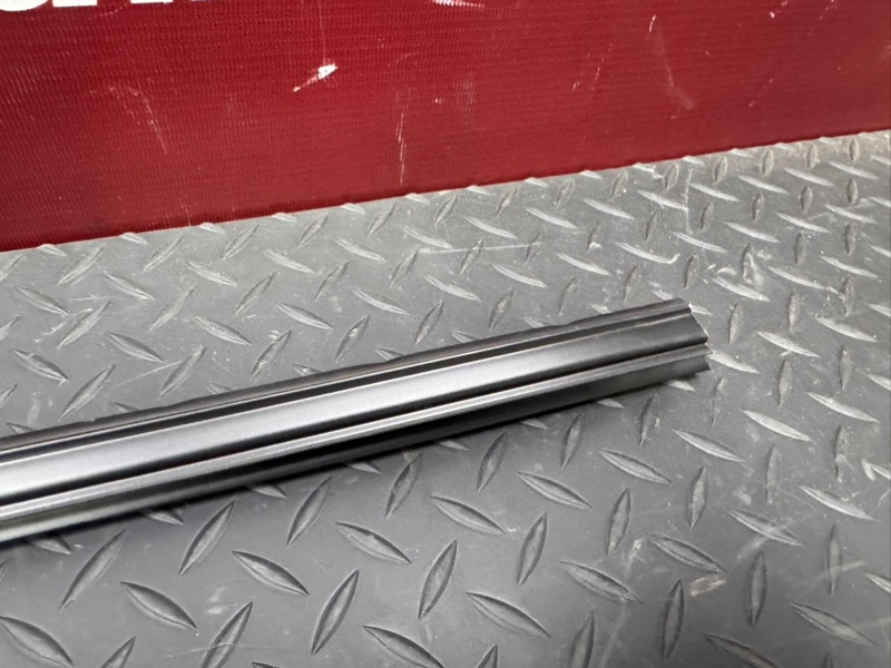 Уплотнитель стекла двери внутренний