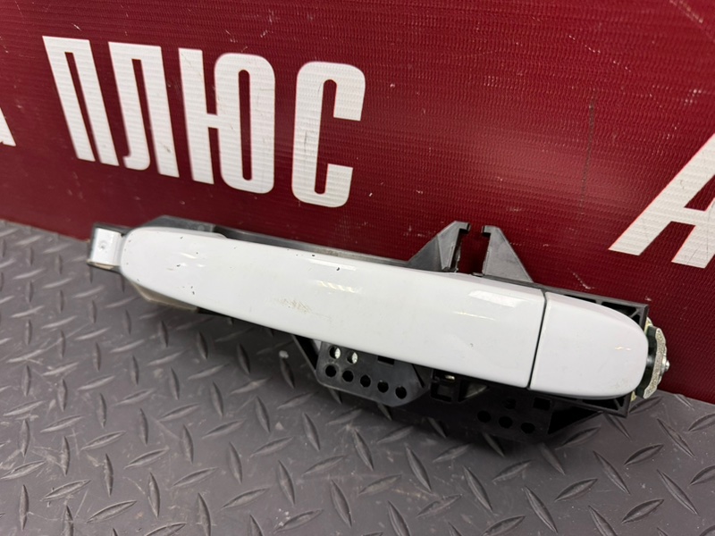 Ручка двери внешняя