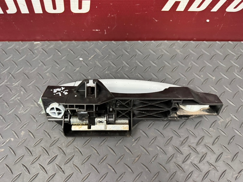 Ручка двери внешняя