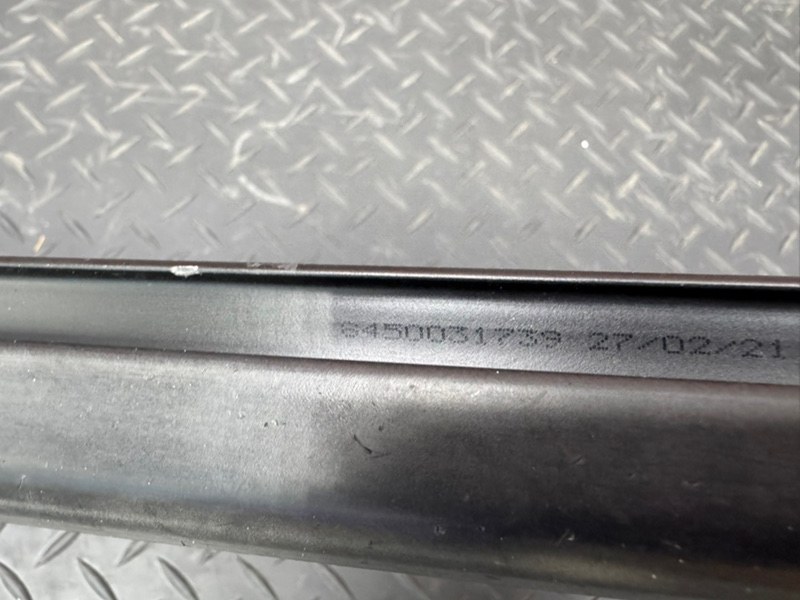 Уплотнитель стекла двери внешний