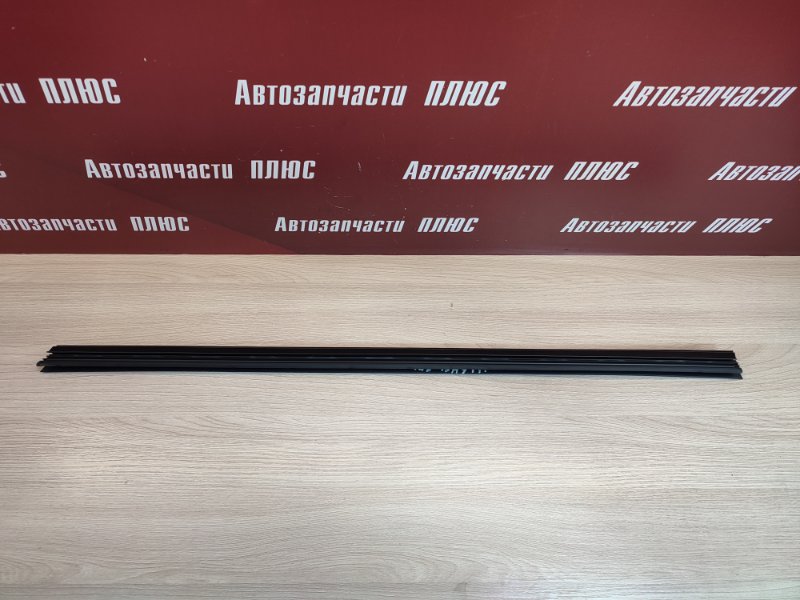 Уплотнитель стекла двери внутренний