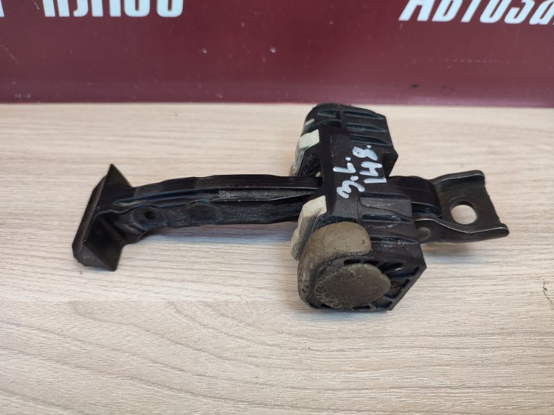 Ограничитель      двери