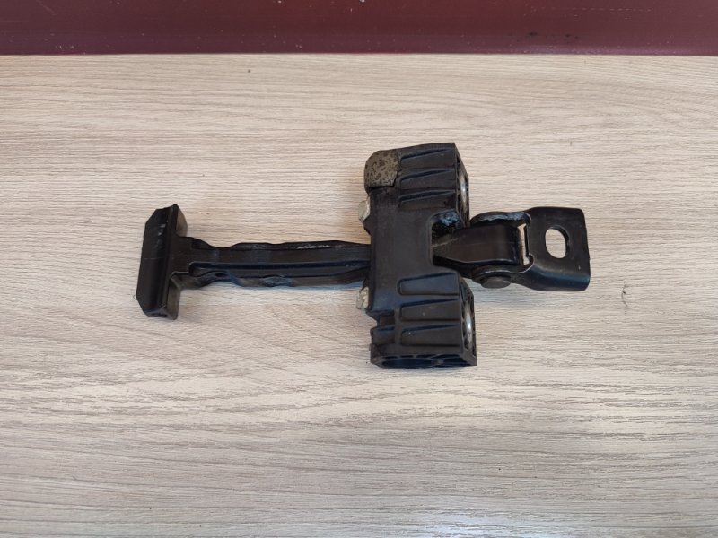 Ограничитель      двери