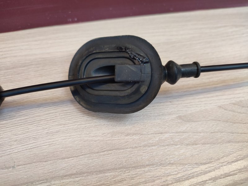 Трос замка двери