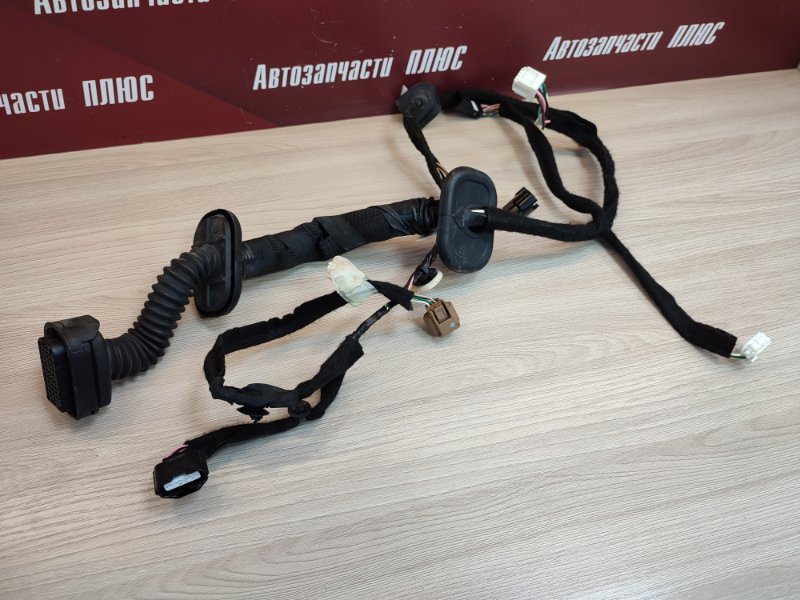 Проводка двери