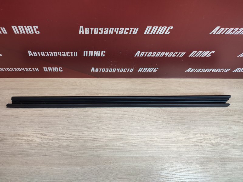 Уплотнитель стекла двери внутренний