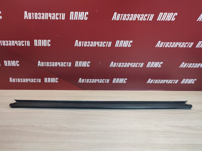 Уплотнитель стекла двери внутренний