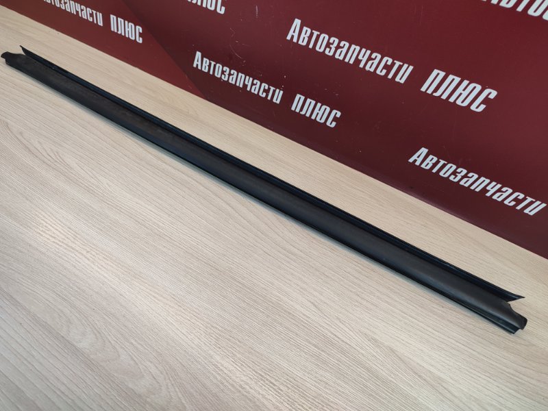 Уплотнитель стекла двери внутренний