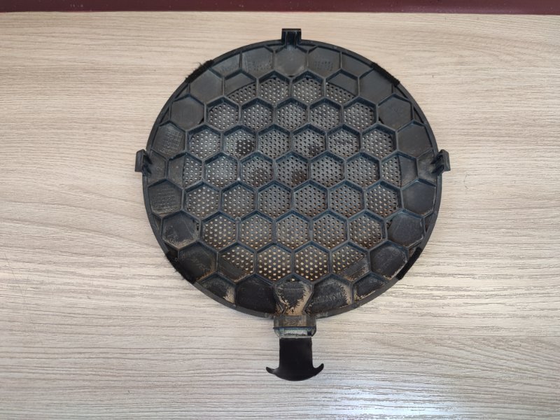 Крышка динамика