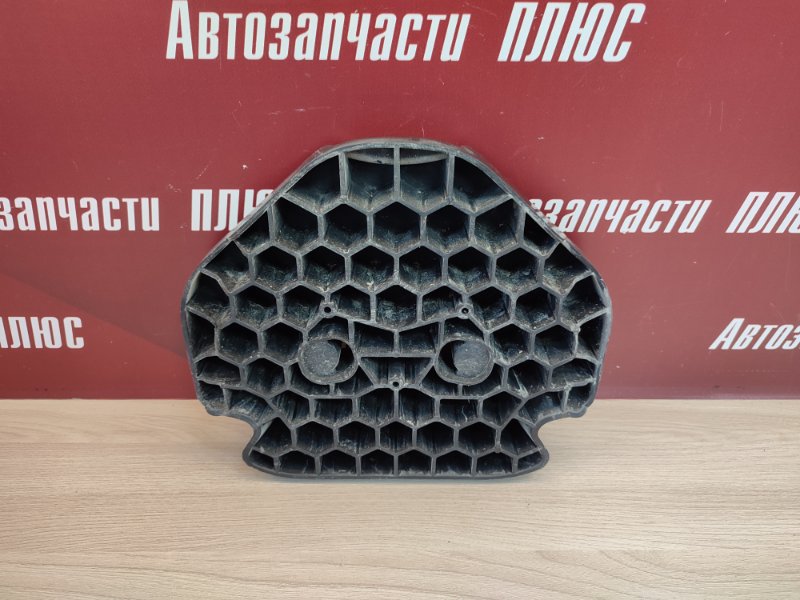 Кронштейн стеклоподъемника