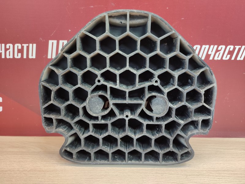 Кронштейн стеклоподъемника