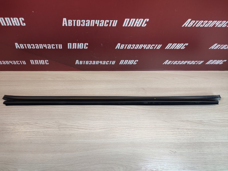 Уплотнитель стекла двери внутренний