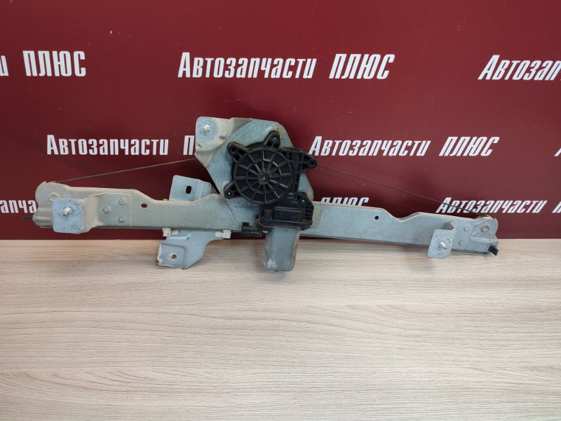 Стеклоподъемник    двери