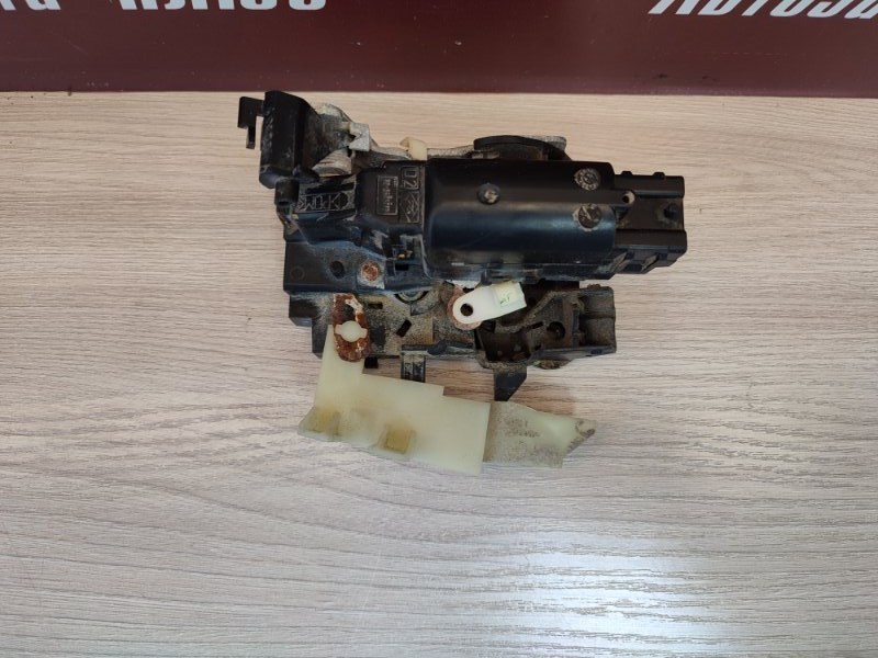 Замок      двери