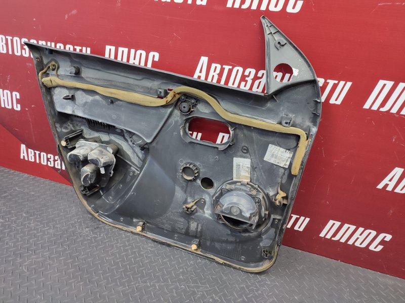 Обшивка боковой двери