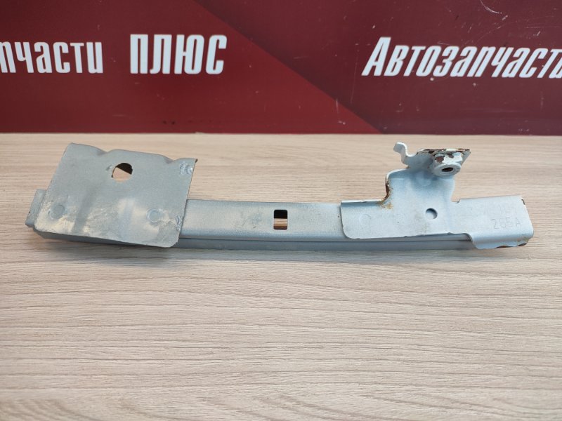 Направляющая стекла двери