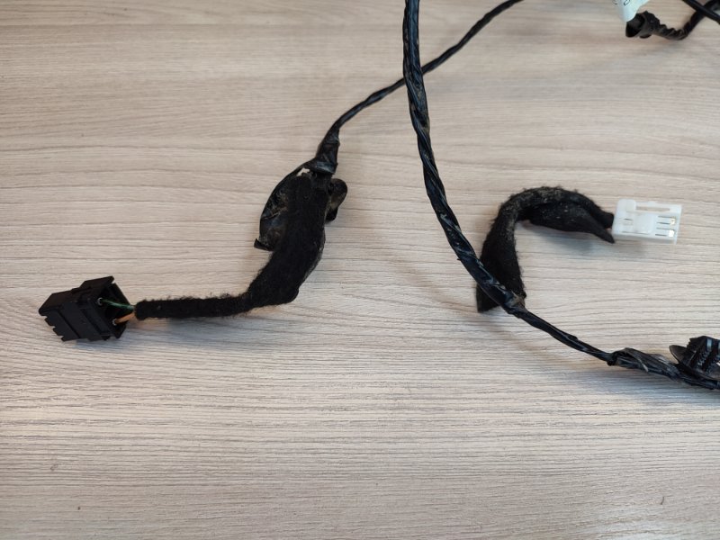 Проводка двери